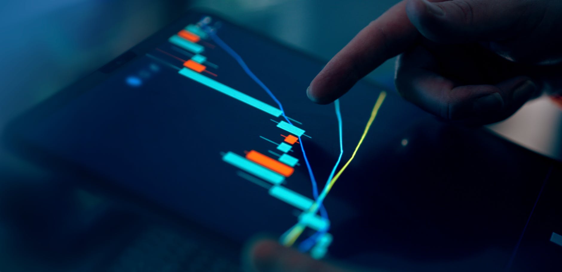 Interactive Brokers vs Schwab: Options Trading Guide