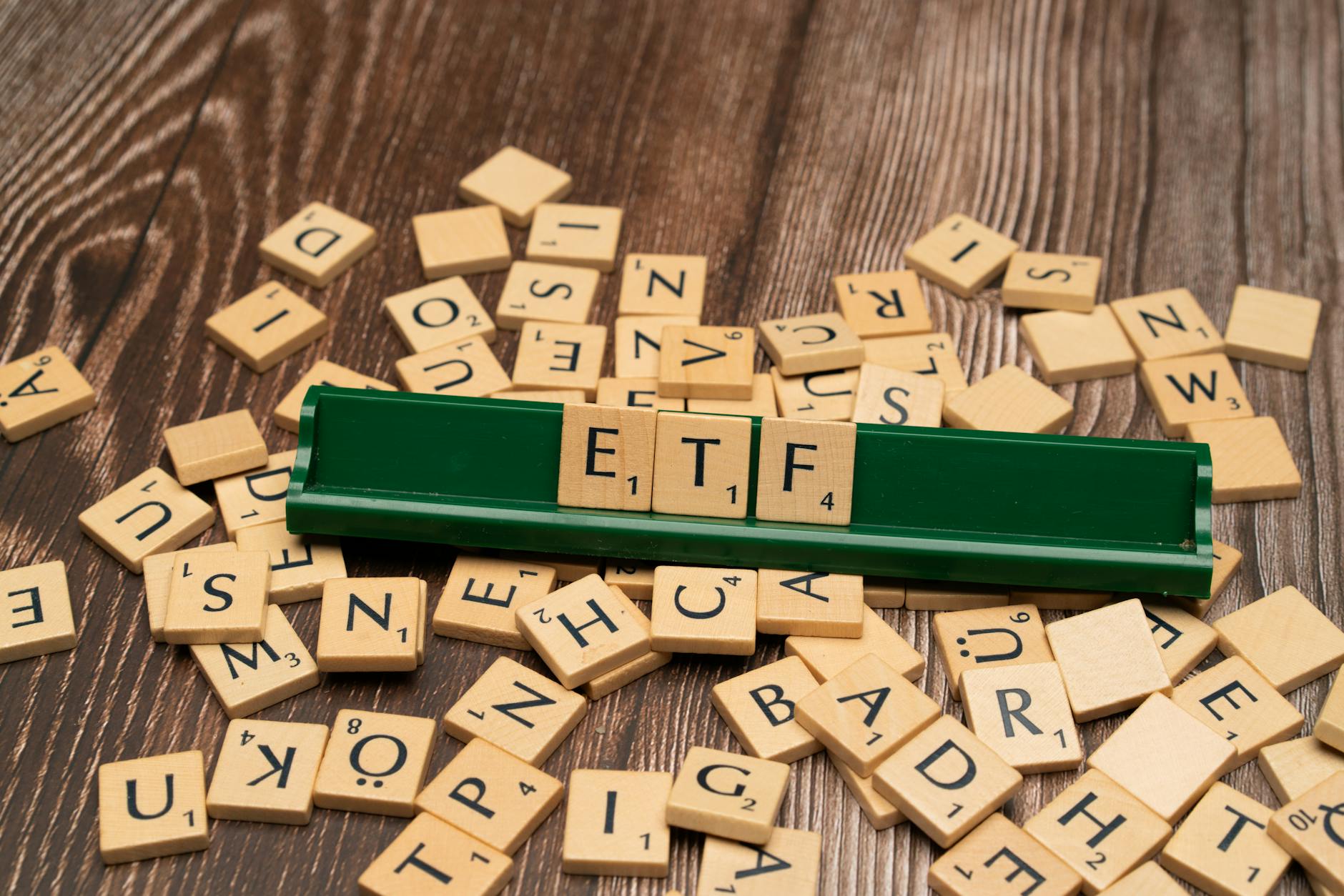 Direct Indexing vs ETFs: Tax-Loss Harvesting Guide