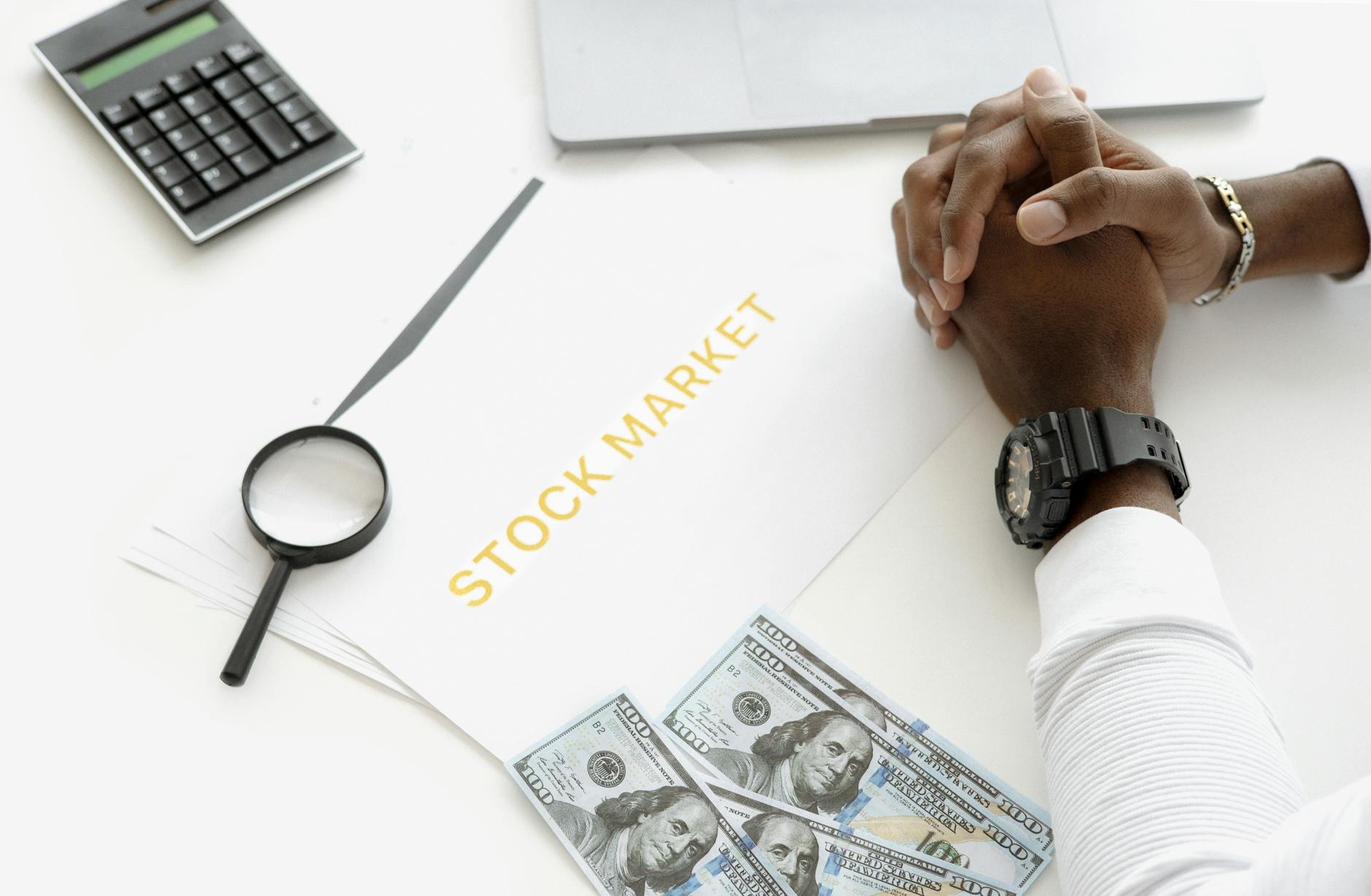 Individual Stocks vs Index Funds: Beginner's Decision Guide