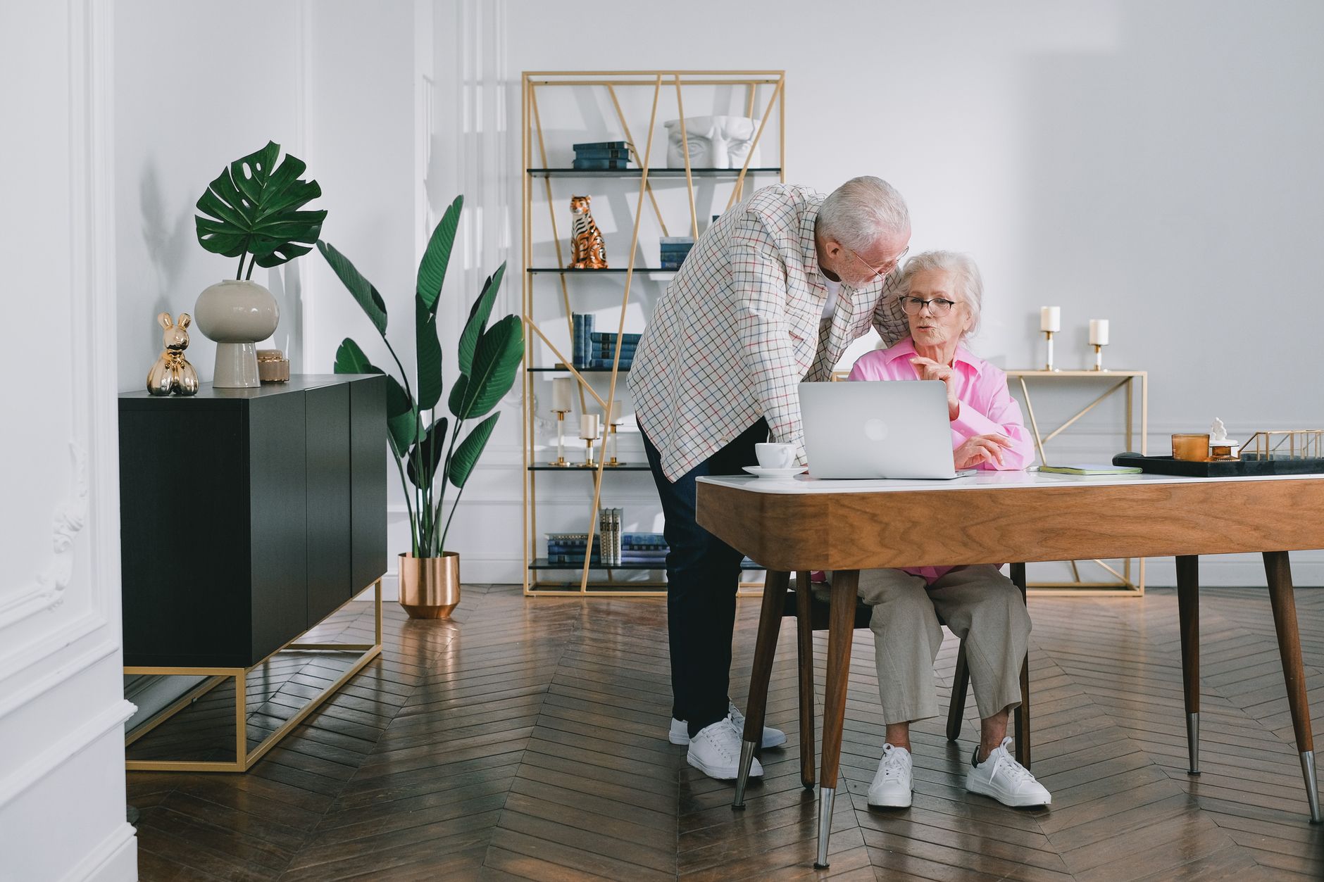 Roth Conversion in Retirement: A Tax-Bracket Arbitrage Guide
