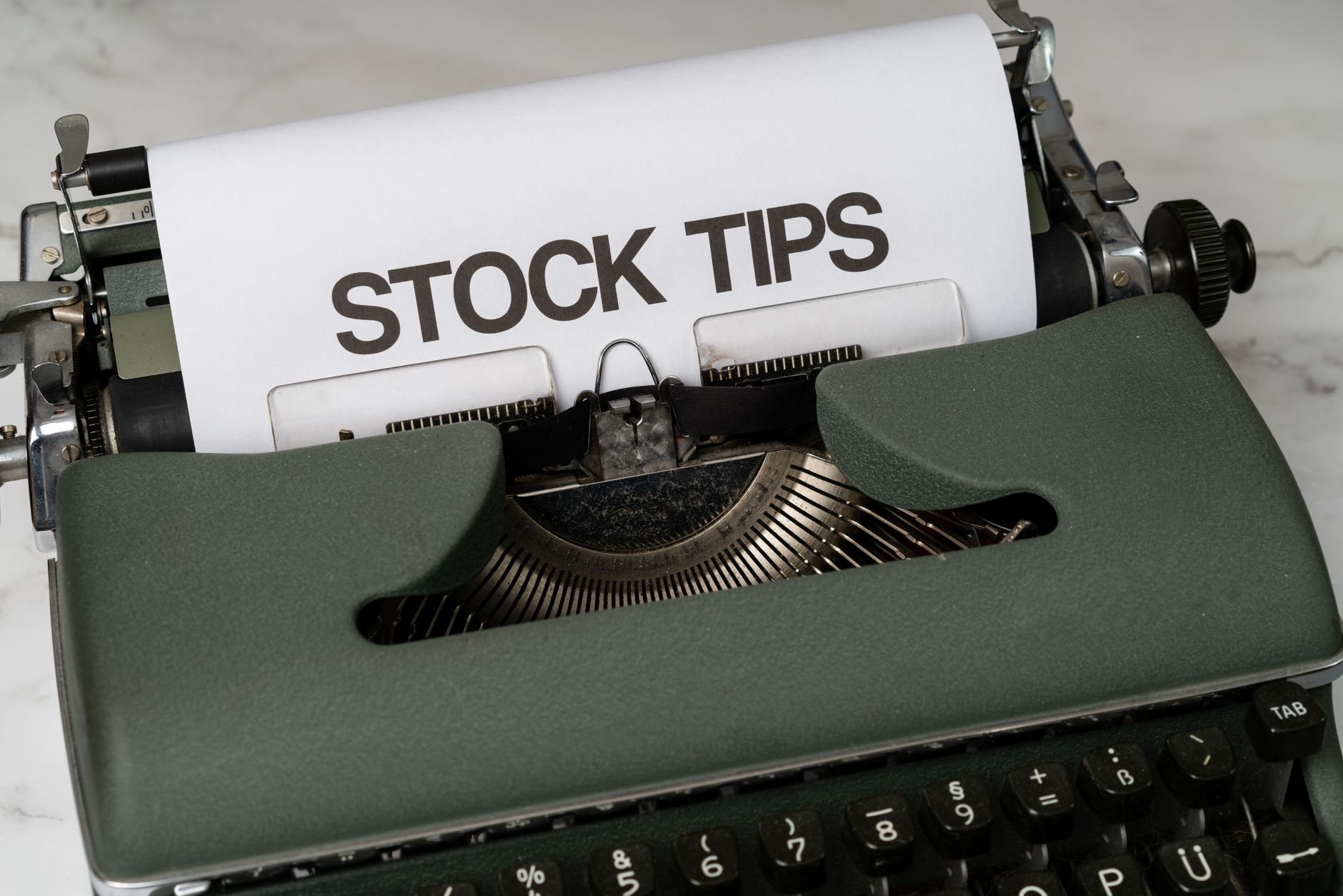 Warren Buffett Stock Picking: Quality Stocks at Discount Prices