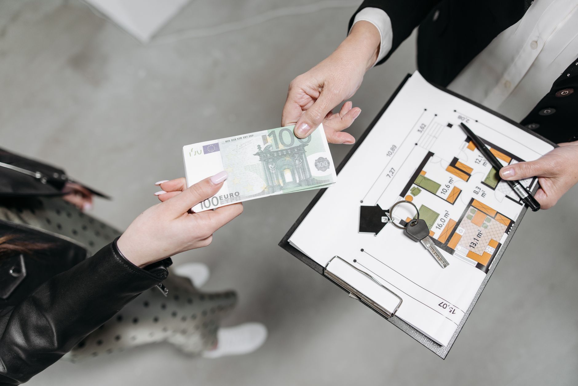 1031 Exchange vs. Opportunity Zone: Which Saves More Tax?