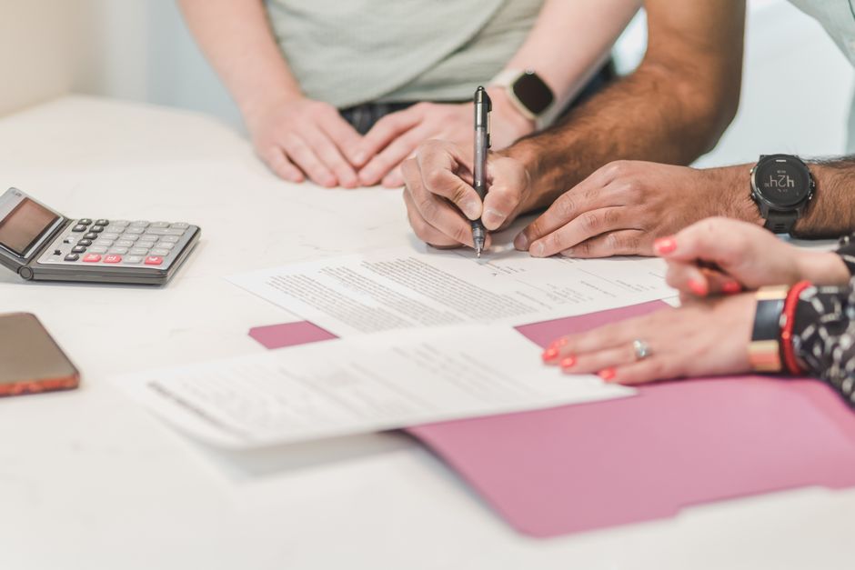 Physicians: Signing Bonuses, Student Loans & Mega Backdoor Roth