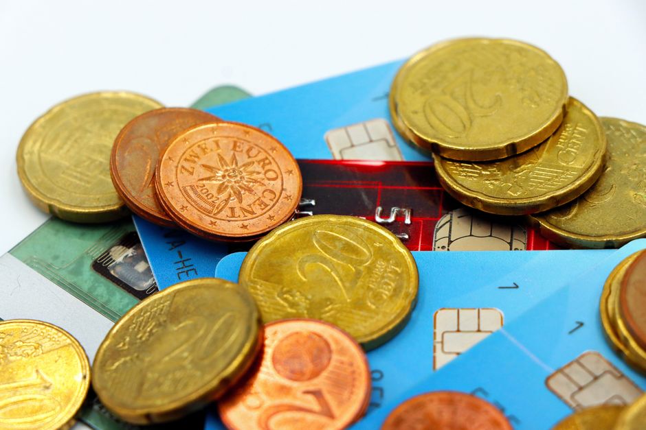 Best Credit Cards for Building Wealth in 2026