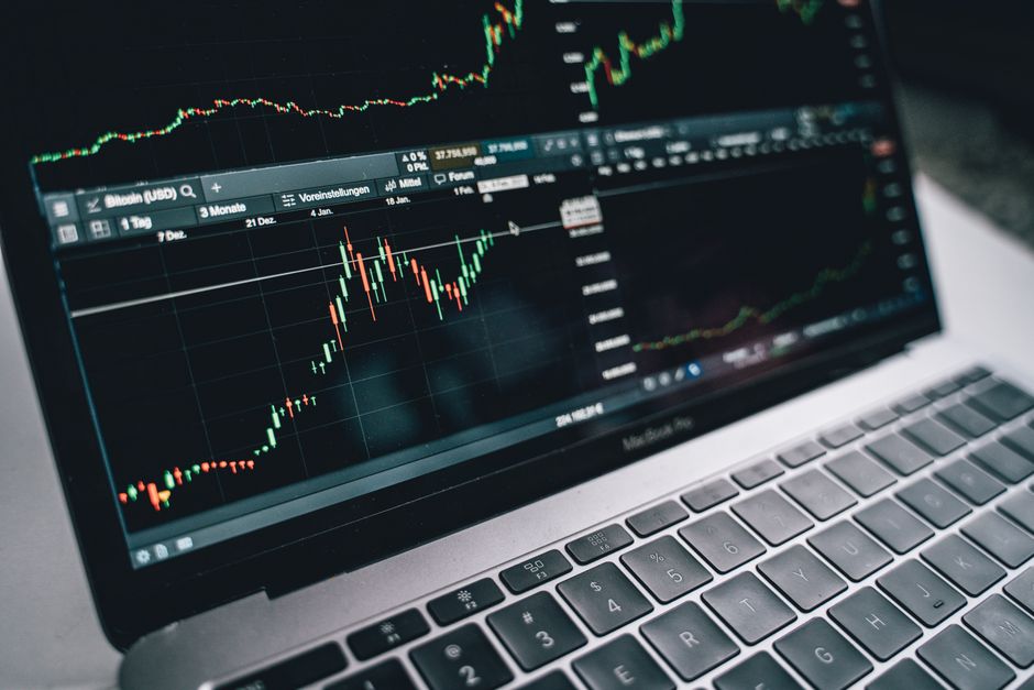 Best Robo-Advisors for $50K Portfolios in 2026