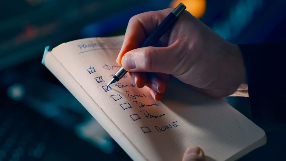 How to Prioritize Money Goals in 2026